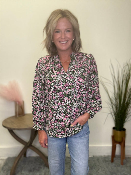 Aria Daydreaming Black Floral Top