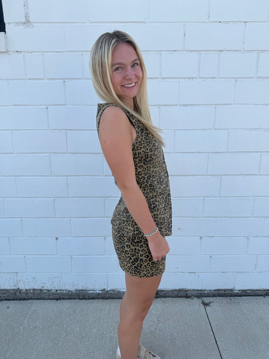 Willow leopard animal print mini skirt bows front pockets built-in shorts stretchy zip back