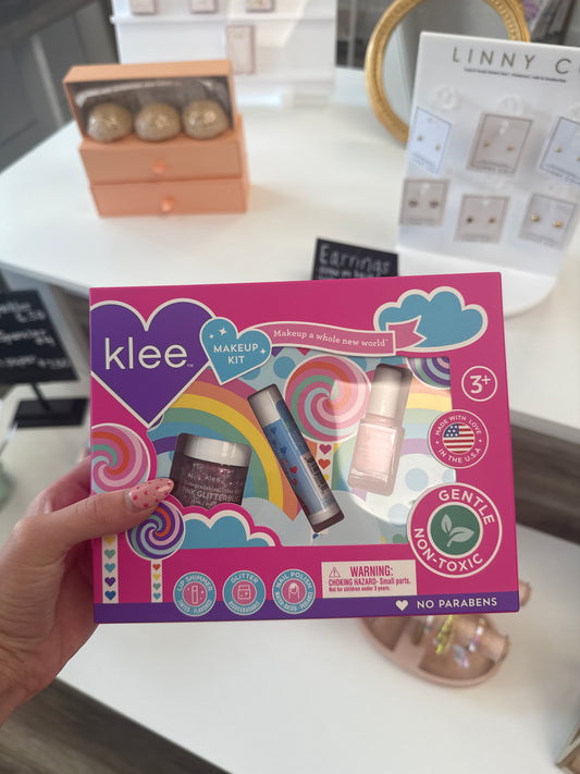 Klee Makeup Kit In Pink