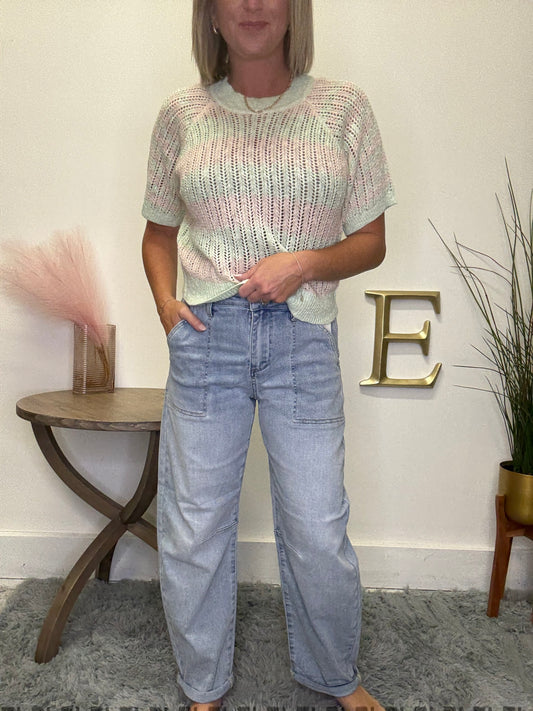 Mid Rise Barrel Patch Pocket Jeans