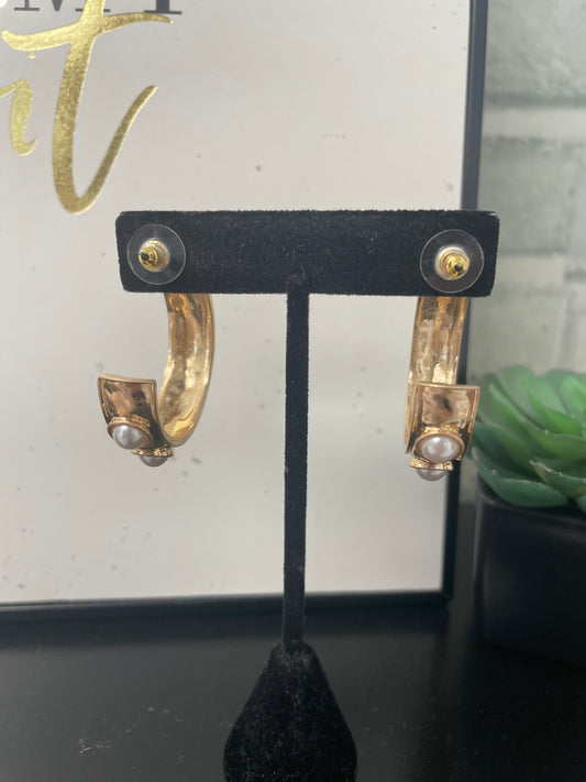 Pearl Studded Gold Hoop Earrings - Ella Chic Boutique