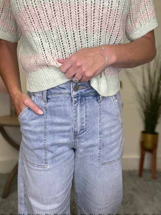 Mid Rise Barrel Patch Pocket light wash Jeans Risen