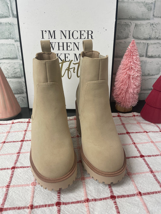 Corin Wedge Boots In Sand - Ella Chic Boutique