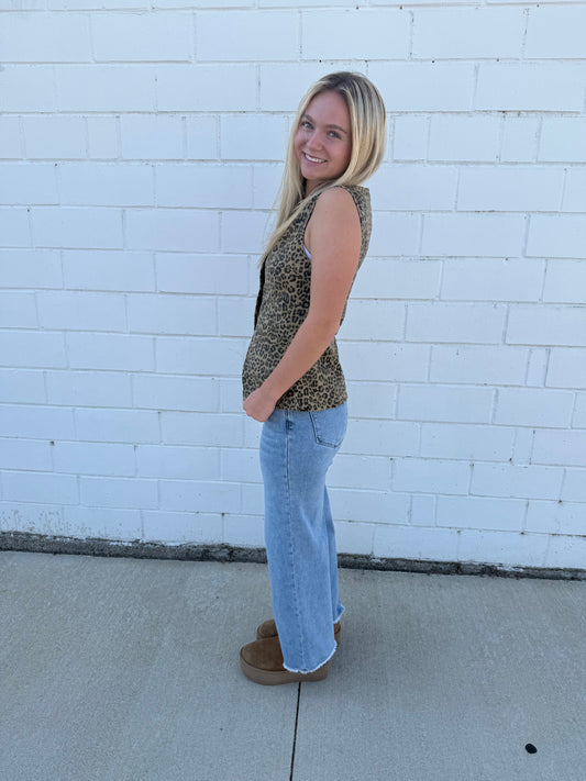 Main Strip stretchy leopard animal print vest button front sleeveless top Ella chic boutique Roanoke 