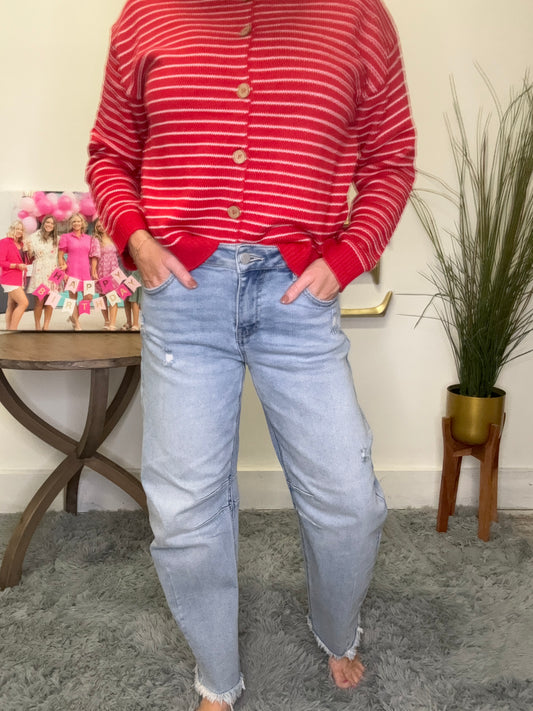 Mid Rise Crop Barrel Lightwash Jeans by Risen frayed hem 27 inch inseam