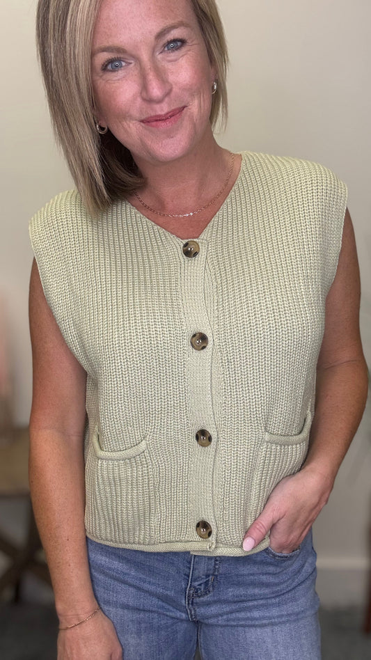 le lis light green sleeveless sweater vest big button front pockets top