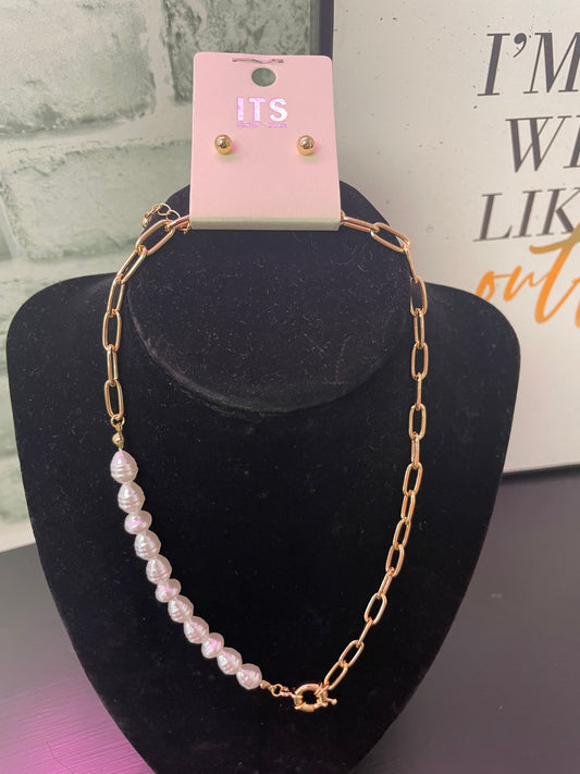 Pretty As A Pearl Gold Necklace - Ella Chic Boutique