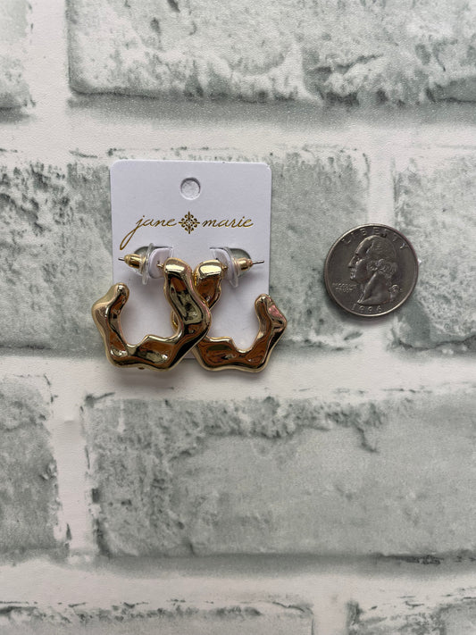 Something New Gold Hoop Earrings - Ella Chic Boutique