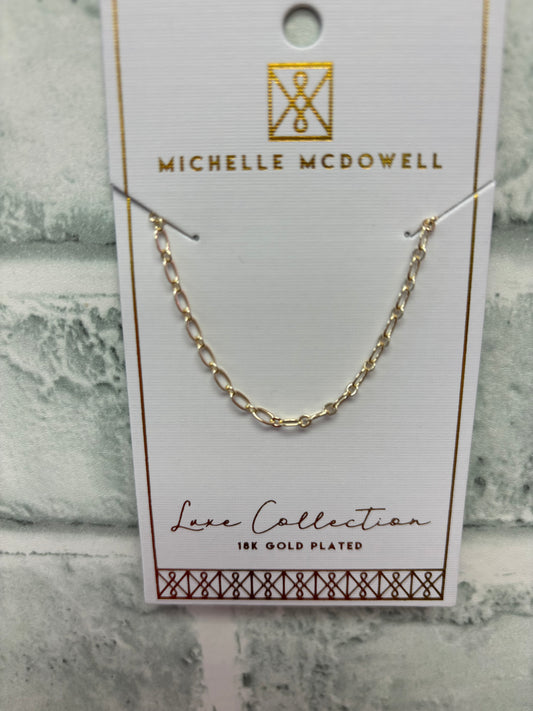 Ava Delicate Chain Necklace in 18k Gold