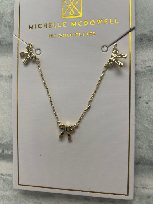 Dainty Gold Bow Necklace