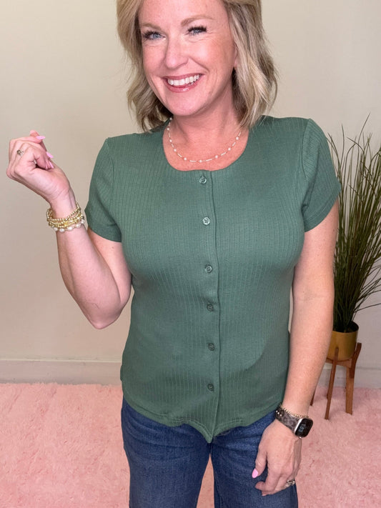 Short Sleeve Ribbed Cardigan in Perfect Green