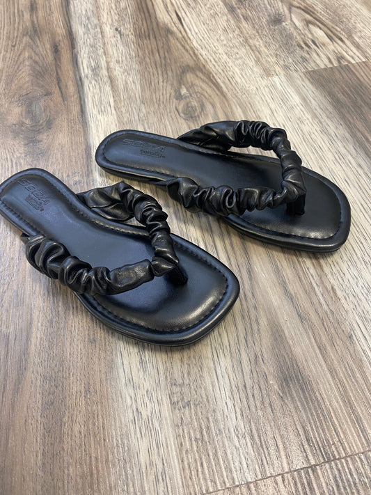 Black Ruffle Flip-Flop Sandals - Ella Chic Boutique